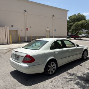 صورة 8 لـ 2007 Mercedes-BENZ E-CLASS