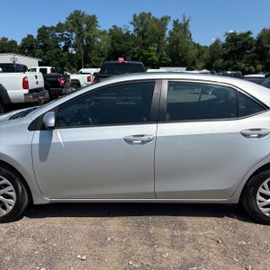 2017 Toyota COROLLA LE 照片 4