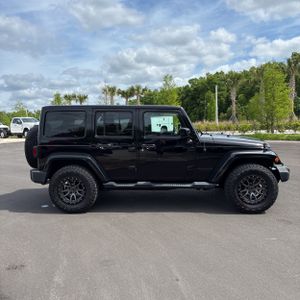 JEEP WRANGLER UNLIMITED ALTITUDE - 10