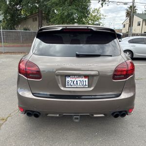 PORSCHE CAYENNE GTS - 6