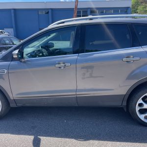 FORD ESCAPE TITANIUM - 4