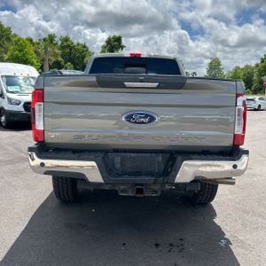 FORD F-350 SUPER DUTY LARIAT - 7