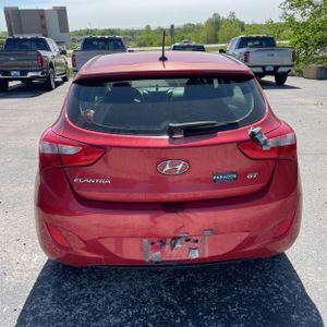 HYUNDAI ELANTRA GT BASE - 6