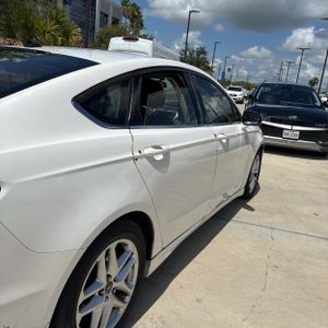 FORD FUSION SE - 9