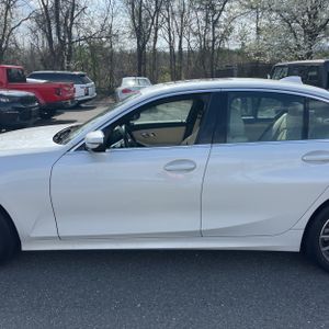 BMW 3 SERIES 330I XDRIVE - 4