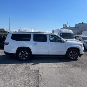 JEEP WAGONEER L SERIES III - 10