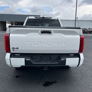 TOYOTA TUNDRA - 7