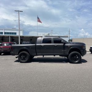 2019 RAM 3500 LIMITED 照片 10
