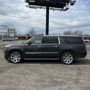 CADILLAC ESCALADE ESV LUXURY - 3