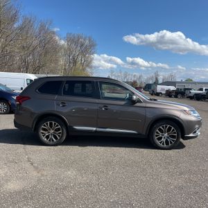 MITSUBISHI OUTLANDER SEL - 10