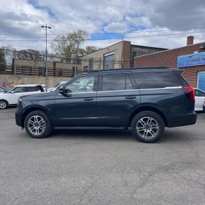 FORD EXPEDITION ACTIVE - 3