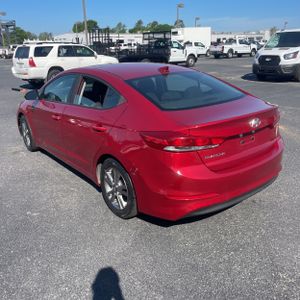 HYUNDAI ELANTRA VALUE EDITION - 5