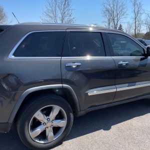 JEEP GRAND CHEROKEE OVERLAND - 9