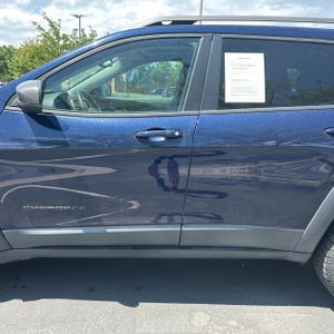 2015 JEEP CHEROKEE TRAILHAWK — фото 4