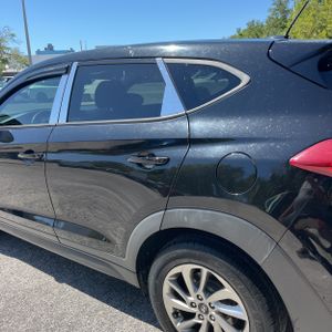 HYUNDAI TUCSON SE - 6