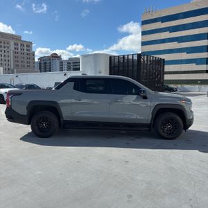 CHEVROLET SILVERADO EV LT - 10