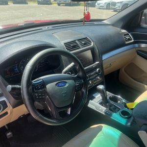 2016 FORD EXPLORER XLT thumbnail 38