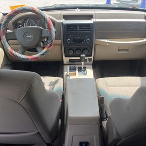 2009 JEEP LIBERTY SPORT 缩略图 35