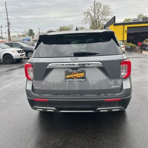 FORD EXPLORER XLT - 7