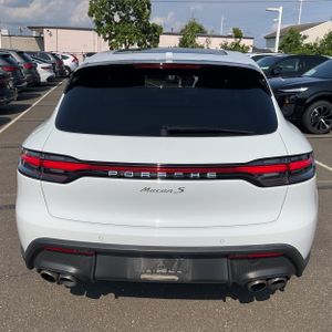 2024 Porsche MACAN S — фото 7