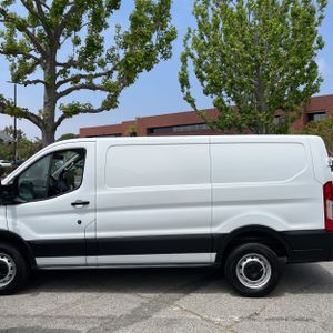 FORD TRANSIT 250 - 3