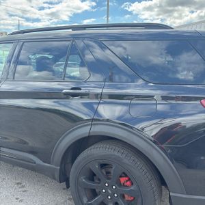 FORD EXPLORER ST - 6