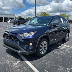2021 Toyota RAV4 XLE PREMIUM photo 1