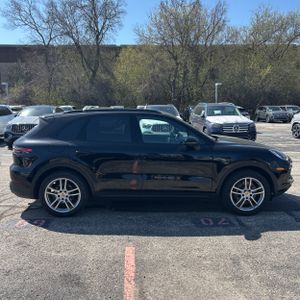 PORSCHE CAYENNE - 10