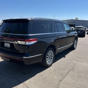 صورة 8 لـ 2022 Lincoln NAVIGATOR L STANDARD