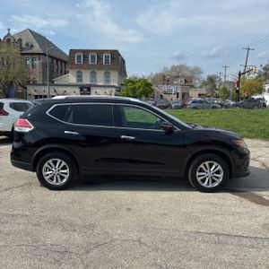 NISSAN ROGUE SV - 10