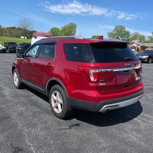 FORD EXPLORER XLT - 4