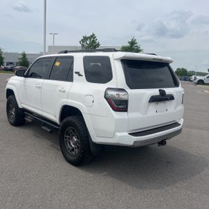 TOYOTA 4RUNNER - 5