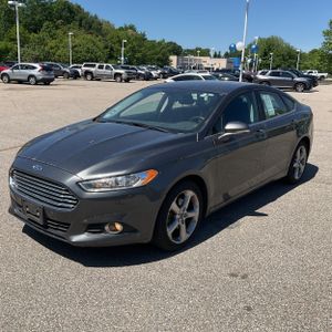 FORD FUSION SE - 1