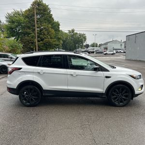2018 FORD ESCAPE SE 照片 10