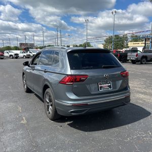 VOLKSWAGEN TIGUAN SE 4MOTION - 5