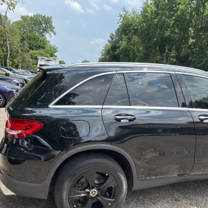 صورة 9 لـ 2018 Mercedes-BENZ GLC