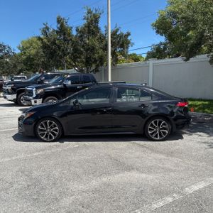 صورة 3 لـ 2021 Toyota COROLLA SE