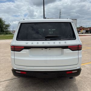 JEEP WAGONEER CARBIDE 4X4 - 7