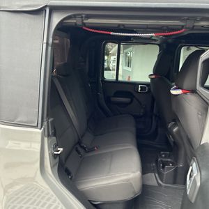 صورة مصغرة 35 لـ 2020 JEEP GLADIATOR SPORT