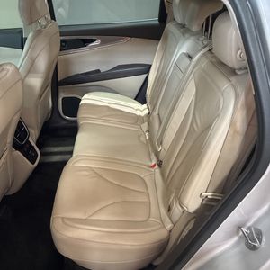 صورة مصغرة 31 لـ 2016 Lincoln MKX RESERVE