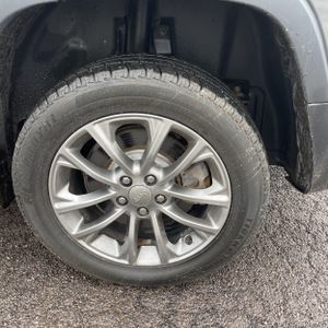2019 JEEP CHEROKEE LATITUDE PLUS — миниатюра 18