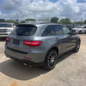 MERCEDES-BENZ GLC - 8