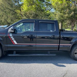 FORD F-150 LARIAT - 4