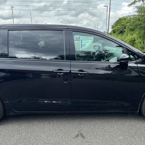 2024 Chrysler PACIFICA HYBRID S APPEARANCE PKG — миниатюра 11