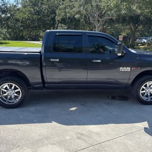 2016 RAM 1500 BIG HORN thumbnail 11