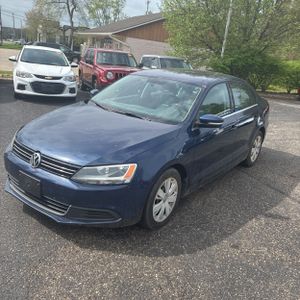 VOLKSWAGEN JETTA SE - 1