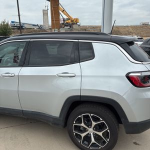 2024 JEEP COMPASS LIMITED 照片 6
