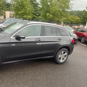 صورة 4 لـ 2020 Mercedes-BENZ GLC
