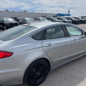 FORD FUSION TITANIUM - 9
