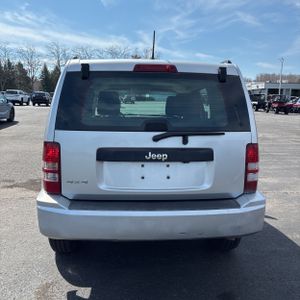 JEEP LIBERTY SPORT - 7